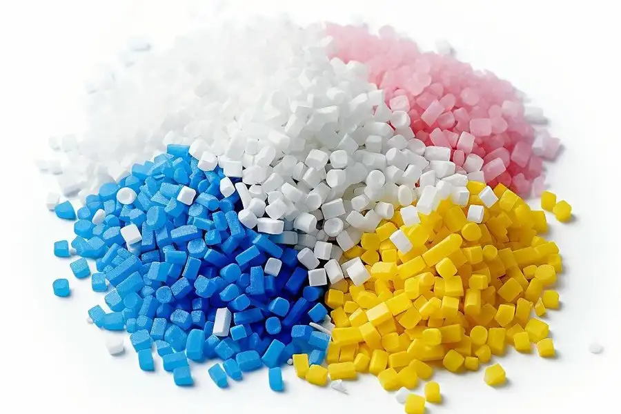کامپاند PVC یکی از پلاستیک‌های باارزش در صنعت پتروشیمی است و در محصولات بی‌شماری از آن استفاده می‌شود.